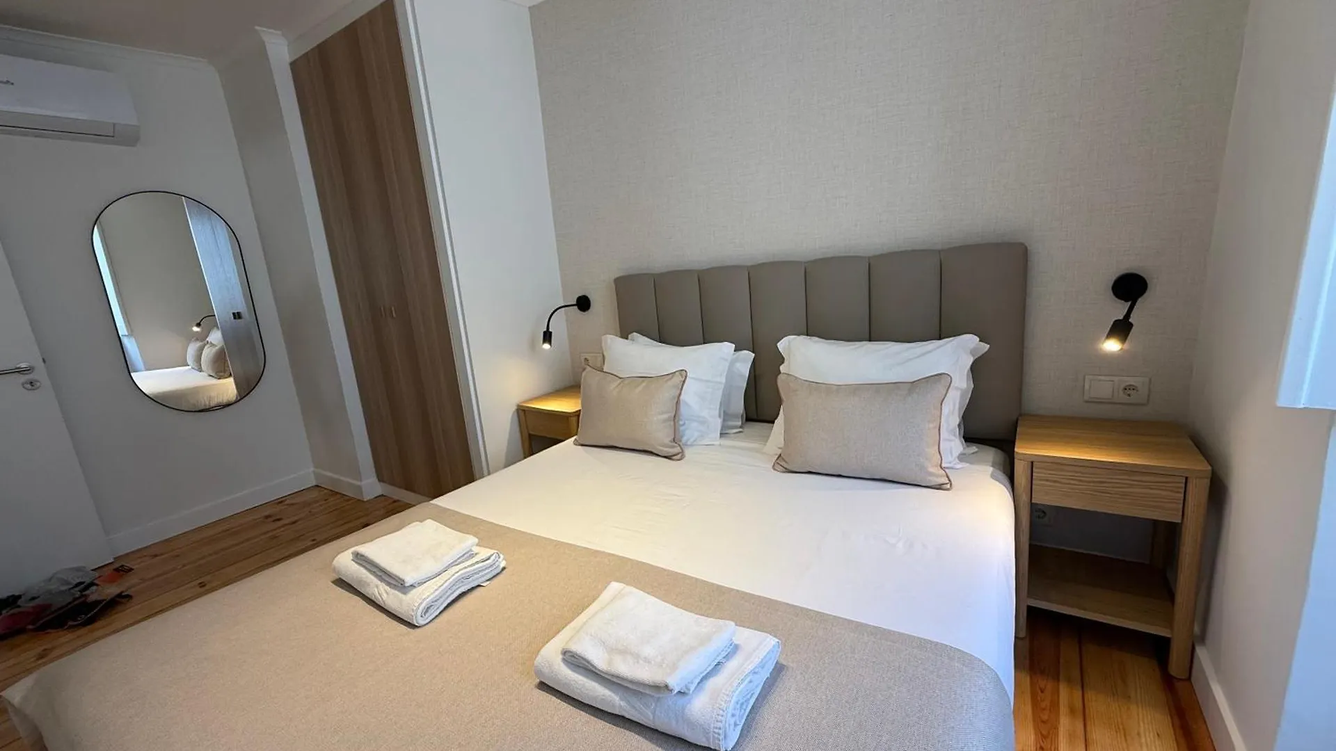 C1 Remodeld Beautiful Charming 2Br Apartment - Bairro Alto Lisbon Portugal
